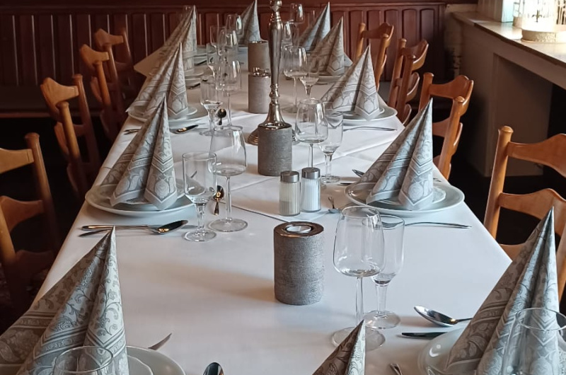 gedeckter Tisch