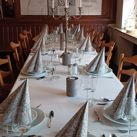 gedeckter Tisch